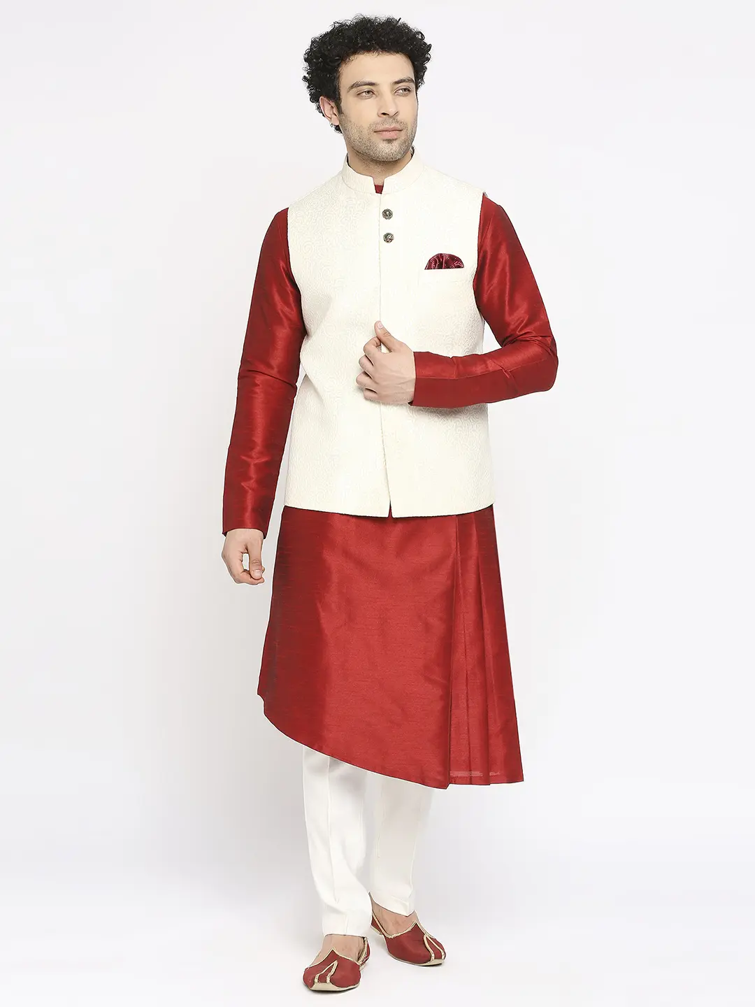 Off-White Jacquard Set