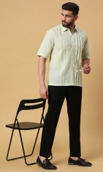 Sage Textured Linen Shirt - Image 3